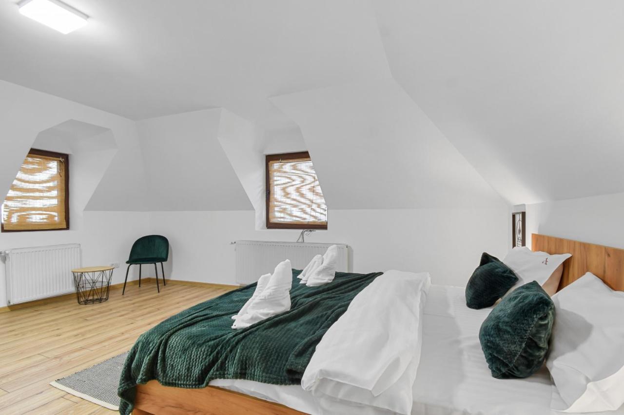 Two Bedrooms Hytta Apartment Σινάια Εξωτερικό φωτογραφία