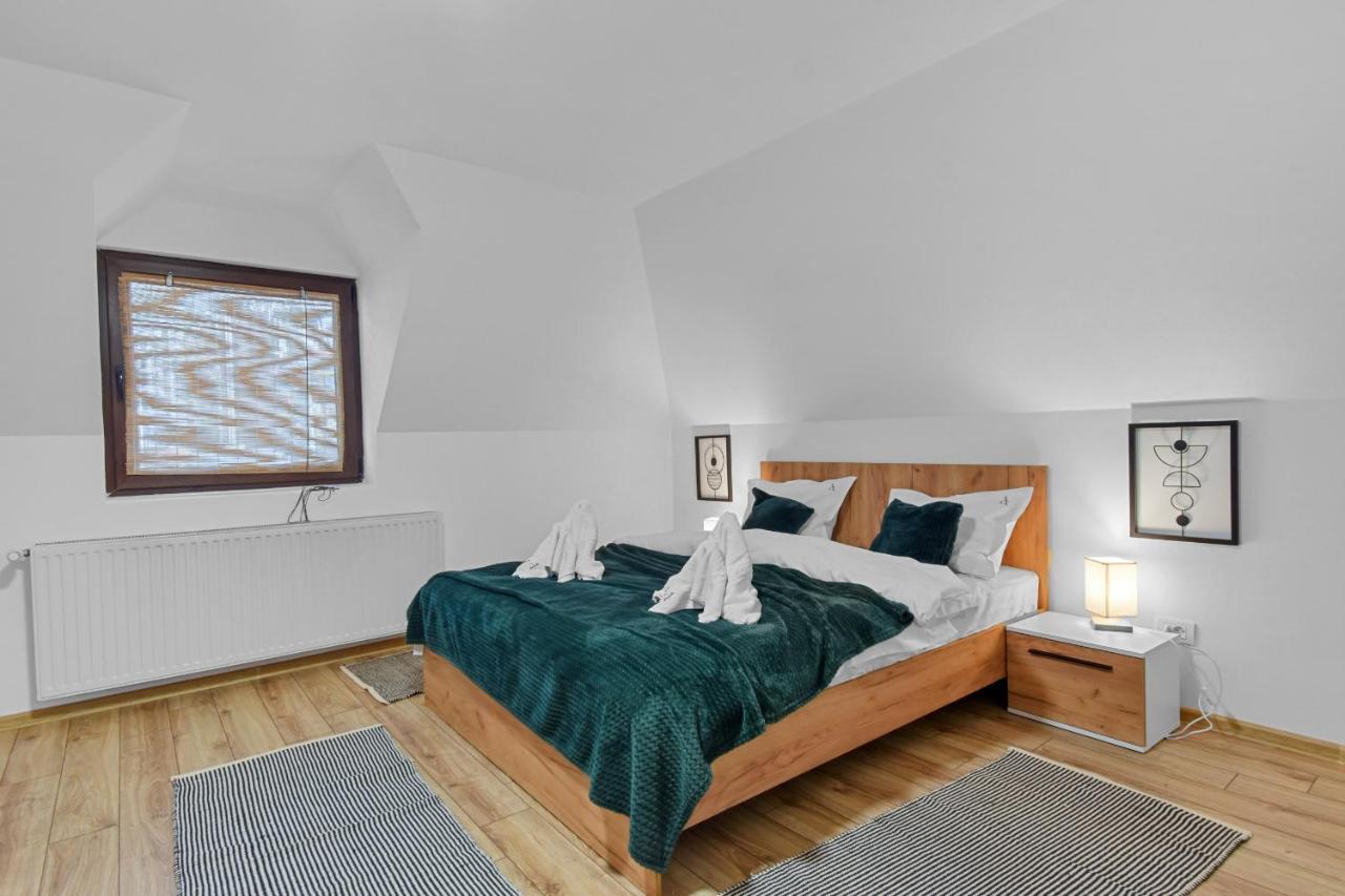 Two Bedrooms Hytta Apartment Σινάια Εξωτερικό φωτογραφία